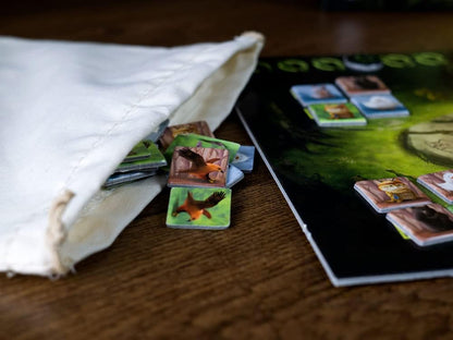 LOCO MOMO JUEGO DE MESA FAMILIAR DE COLOCACIÓN Y ESTRATEGIA PARA 1 A 4 JUGADORES | MALDITO GAMES