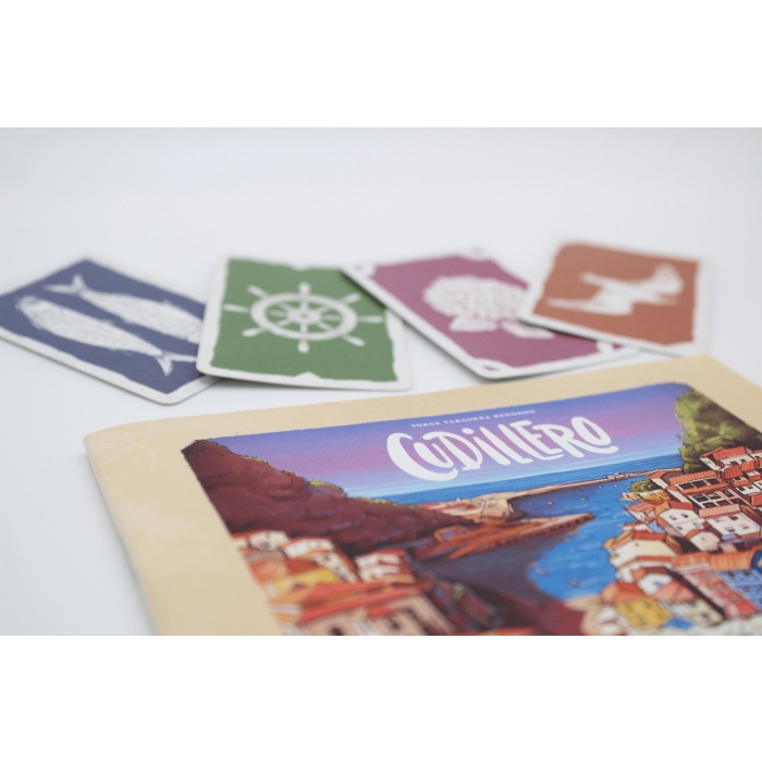 CUDILLERO – JUEGO DE CARTAS ESTRATÉGICO 2-4 JUGADORES, PUJAS Y CONSTRUCCIÓN
