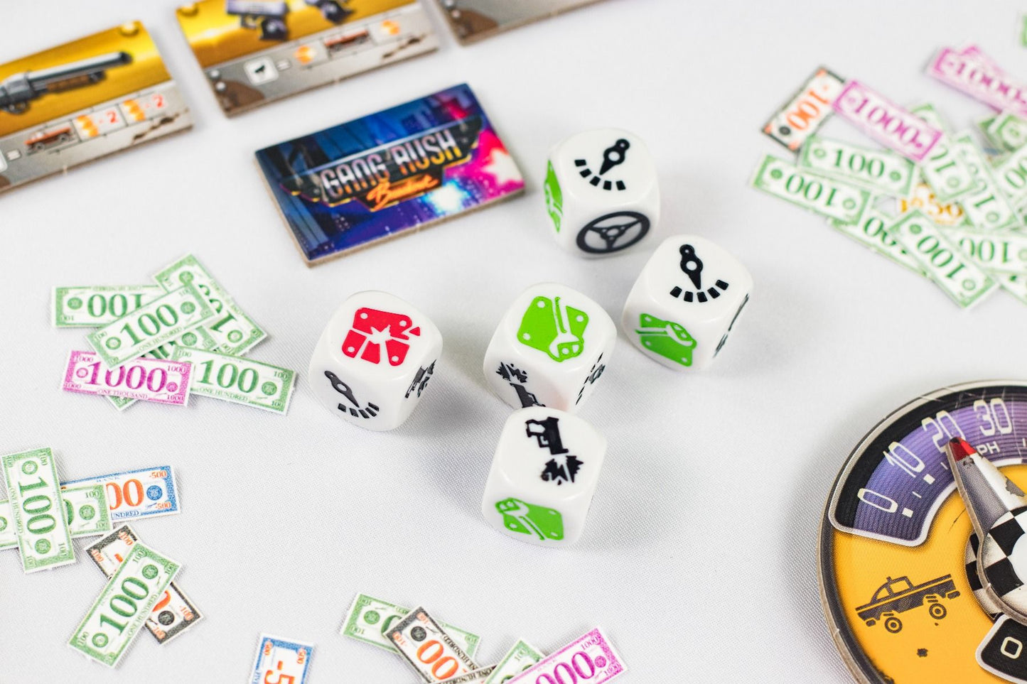 🚗💥 GANG RUSH BREAKOUT JUEGO DE MESA – CARRERAS, DISPAROS Y CAOS EN LA CIUDAD