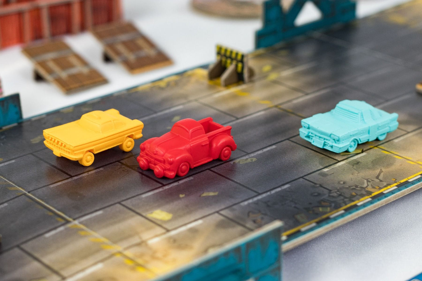 🚗💥 GANG RUSH BREAKOUT JUEGO DE MESA – CARRERAS, DISPAROS Y CAOS EN LA CIUDAD
